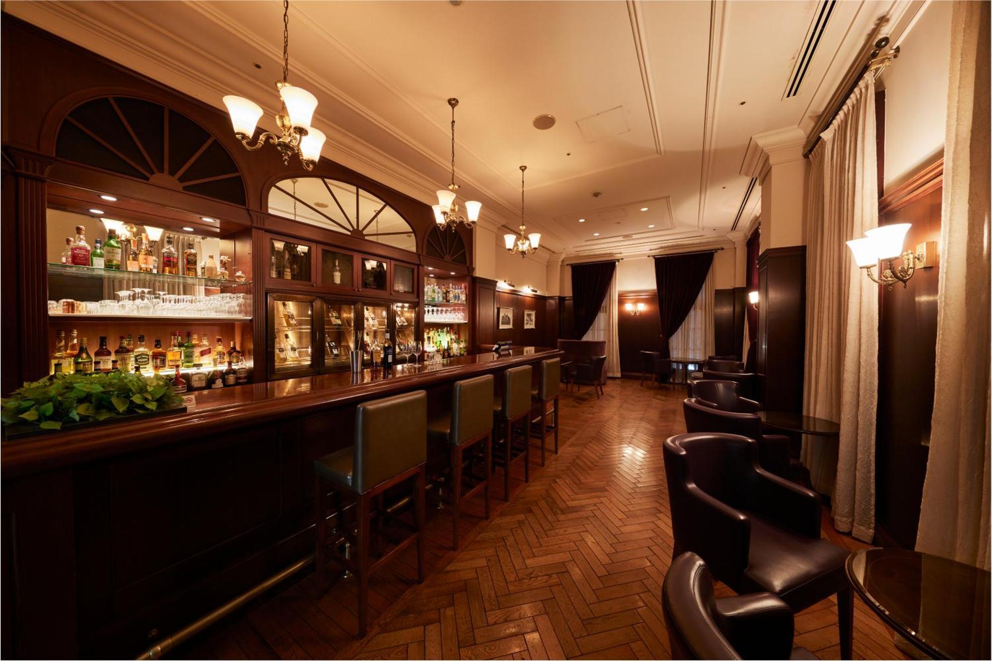 Hotel Den Haag Huis Ten Bosch Sasebo Exterior foto The bar at the New York Palace
