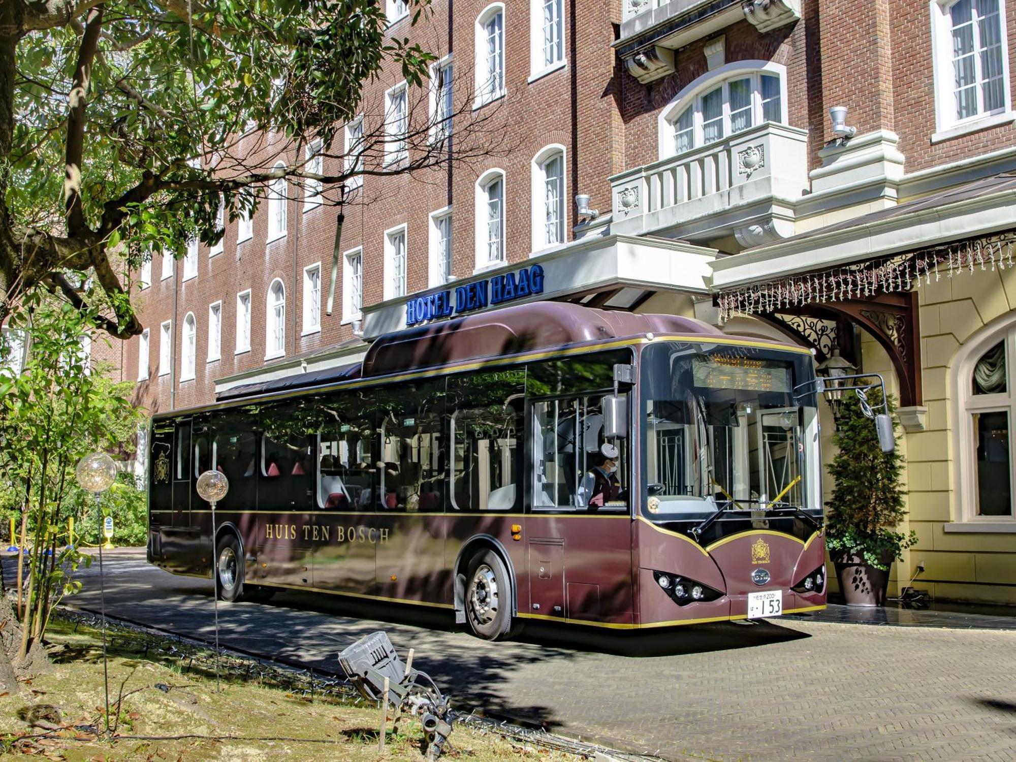 Hotel Den Haag Huis Ten Bosch Sasebo Exterior foto The first electric bus in the world, the BYD e6, in service in Shenzhen, China